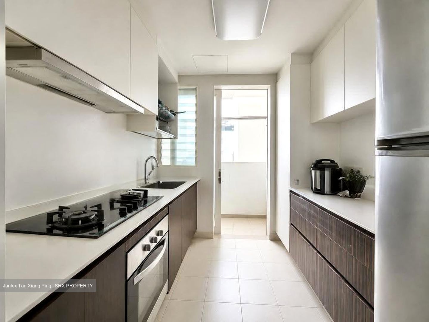 Vacanza @ East (D14), Condominium #612113781